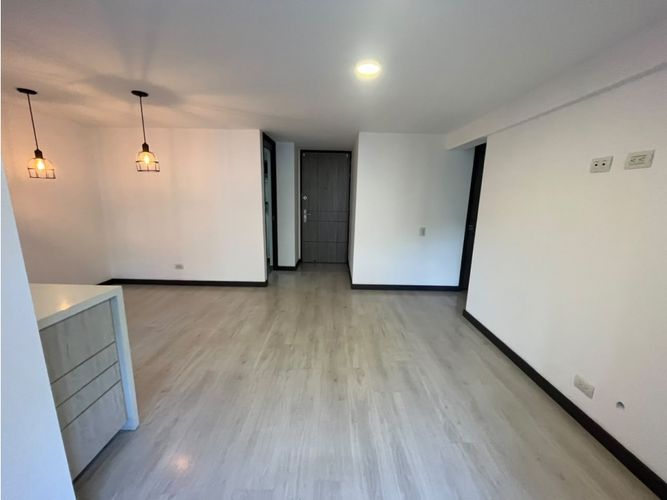 Apartamento de 2 alcobas en arriendo en Loma De Las Brujas, Medellín, 80 m² · foto 16 de 20