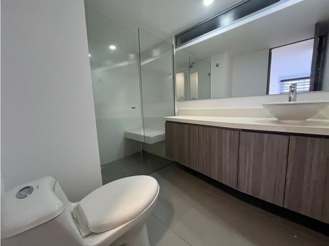 Apartamento de 2 alcobas en arriendo en Loma De Las Brujas, Medellín, 80 m² · foto 17 de 20