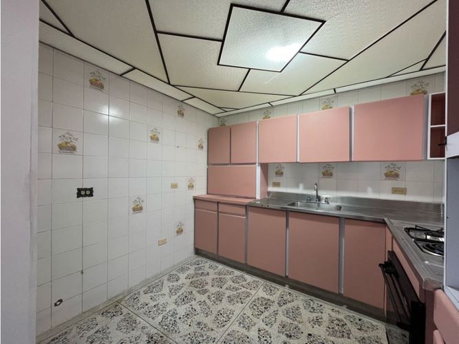 Casa de 4 alcobas en arriendo en Andalucìa, Envigado, 100 m² · foto 3 de 24