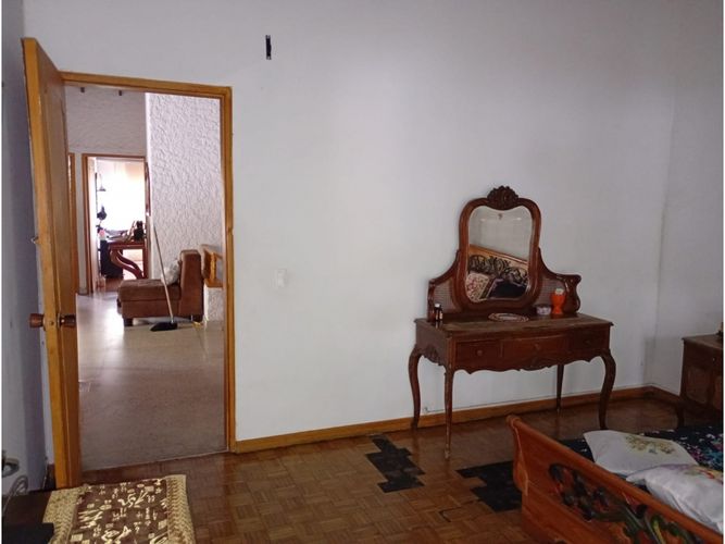 Casa de 5 alcobas en venta en Malta, Itagüí, 460 m² · foto 14 de 19