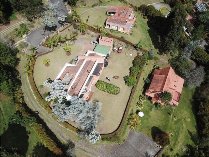 Casa de 6 alcobas en venta en Las Palmas, Envigado, 595 m² · foto 20 de 24