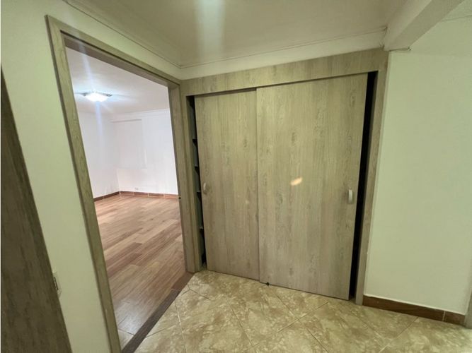 Apartamento en venta en Laureles, Medellín · foto 9 de 23