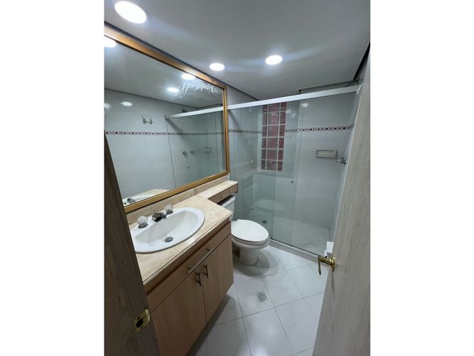 Apartamento en venta en Laureles, Medellín · foto 11 de 23