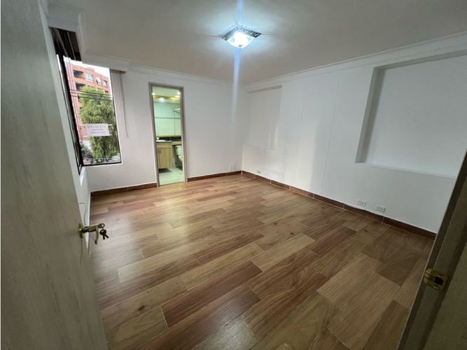 Apartamento en venta en Laureles, Medellín · foto 12 de 23