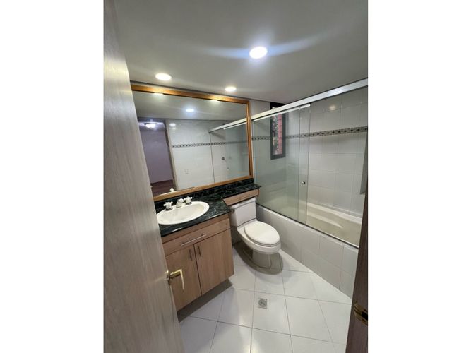 Apartamento en venta en Laureles, Medellín · foto 13 de 23