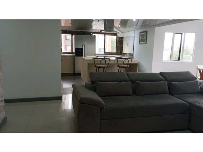 Apartamento de 3 alcobas en arriendo en Las Lomas, Medellín, 126 m² · foto 7 de 24
