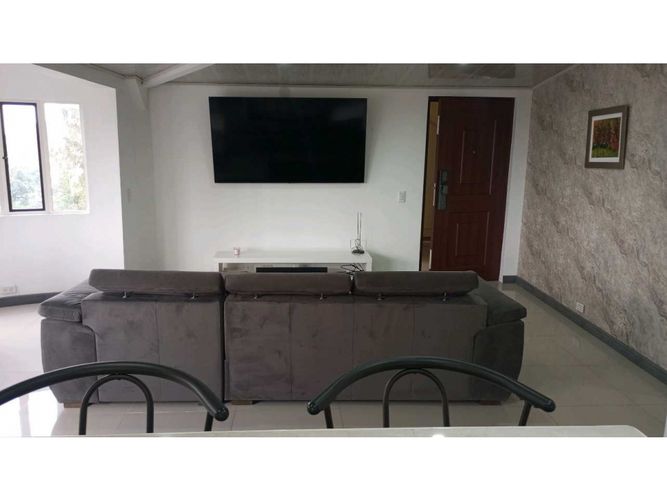 Apartamento de 3 alcobas en arriendo en Las Lomas, Medellín, 126 m² · foto 8 de 24