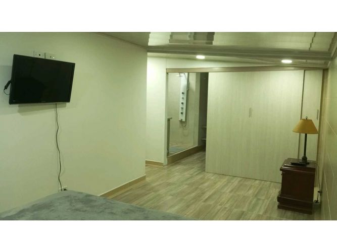 Apartamento de 3 alcobas en arriendo en Las Lomas, Medellín, 126 m² · foto 21 de 24