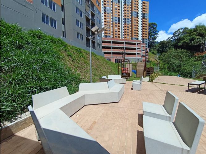 Apartamento de 2 alcobas en arriendo en Alfonso Lopez, La Estrella, 50 m² · foto 17 de 24