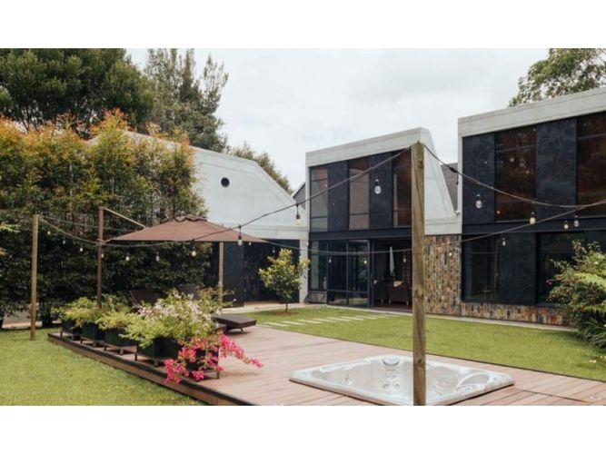 Casa de 3 alcobas en venta en El Tablazo, Rionegro, 500 m² · foto 2 de 13