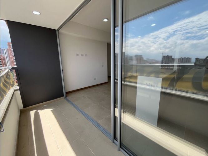 Apartamento de 3 alcobas en venta en Aldea Verde, Sabaneta, 77 m² · foto 9 de 24