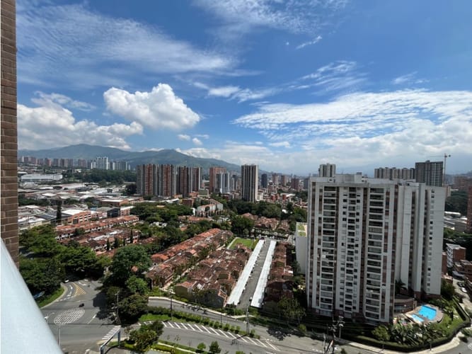 Apartamento de 3 alcobas en venta en Aldea Verde, Sabaneta, 77 m² · foto 13 de 24