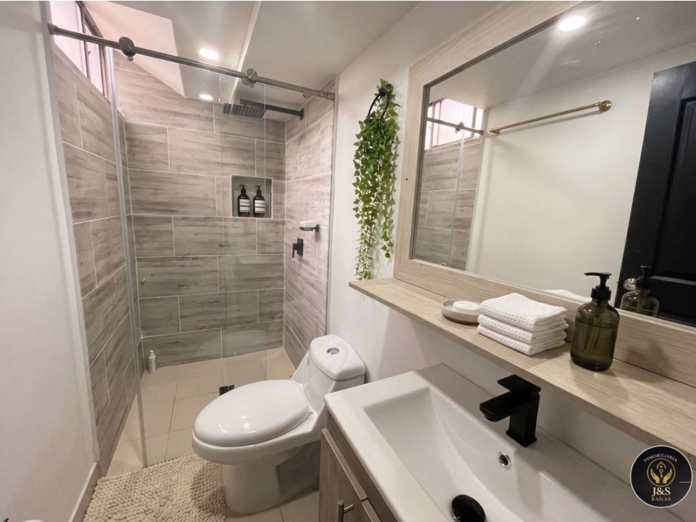 Apartamento en venta en Los Naranjos, Envigado · foto 6 de 24