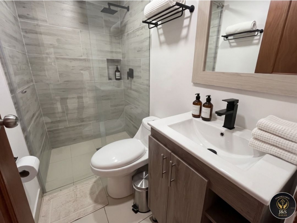 Apartamento en venta en Los Naranjos, Envigado · foto 7 de 24