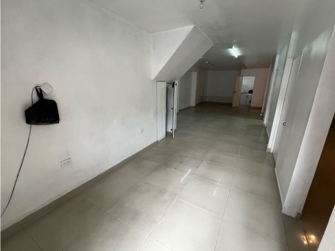 Local en arriendo en Mesa, Envigado, 84 m² · foto 2 de 11