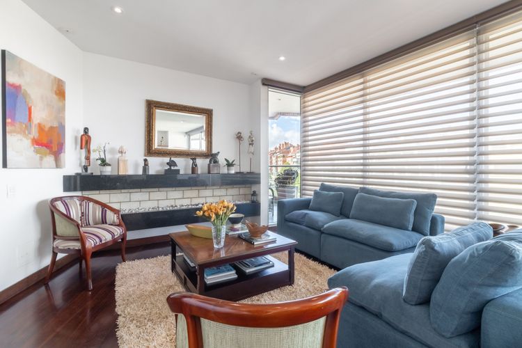 Apartamento de 2 alcobas en venta en El Refugio, Bogotá, 186 m² · foto 5 de 20