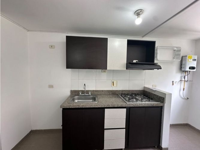 Apartamento de 3 alcobas en arriendo en Las Antillas, Sabaneta, 80 m² · foto 6 de 24
