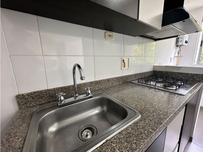 Apartamento de 3 alcobas en arriendo en Las Antillas, Sabaneta, 80 m² · foto 8 de 24