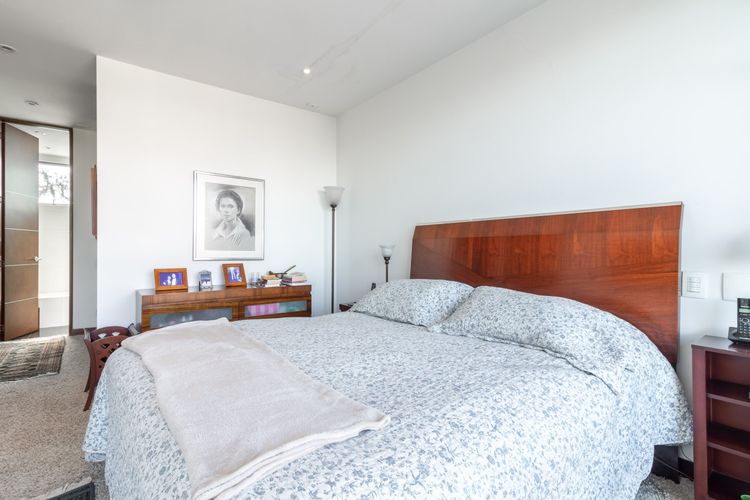 Apartamento de 2 alcobas en venta en El Refugio, Bogotá, 186 m² · foto 19 de 20