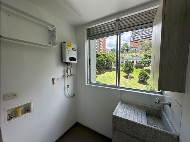 Apartamento de 3 alcobas en arriendo en Las Antillas, Sabaneta, 80 m² · foto 9 de 24