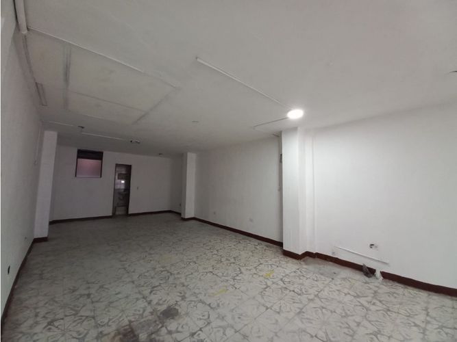 Local en arriendo en Perez, Bello, 90 m² · foto 2 de 7