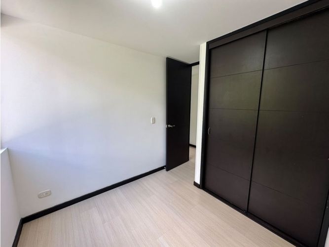 Apartamento de 3 alcobas en arriendo en Las Antillas, Sabaneta, 80 m² · foto 13 de 24
