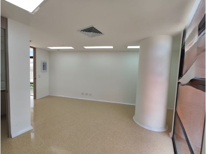 Consultorio en arriendo en Villa Carlota, Medellín, 32 m² · foto 4 de 8