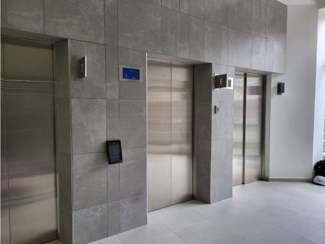 Consultorio en arriendo en Villa Carlota, Medellín, 32 m² · foto 7 de 8