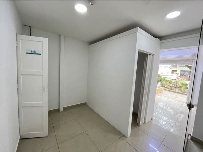 Local en arriendo en Camino Verde, Envigado, 28 m² · foto 4 de 5