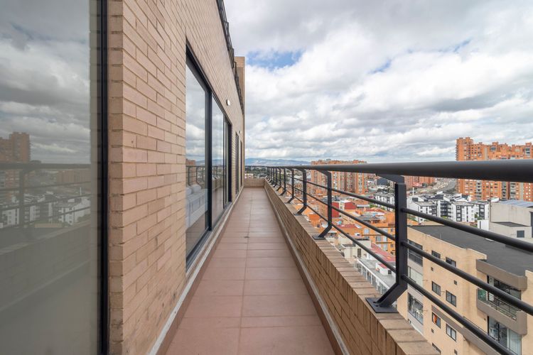 Apartamento de 3 alcobas en venta en Andes Norte, Bogotá, 141 m² · foto 7 de 20