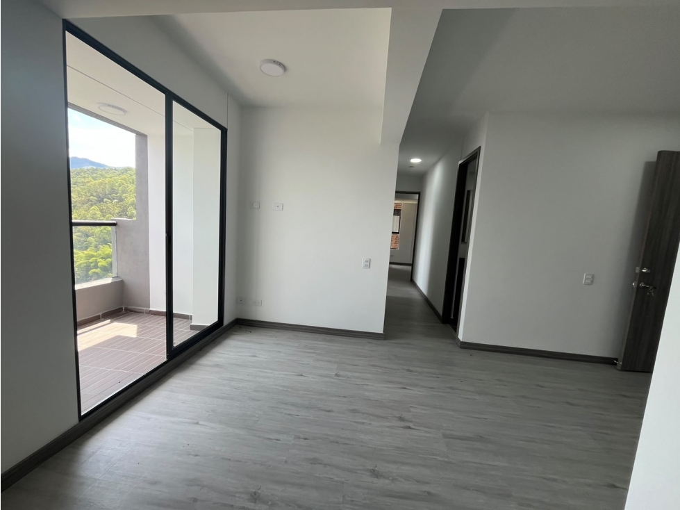 Apartamento en venta en Las Palmas, Medellín · foto 3 de 21
