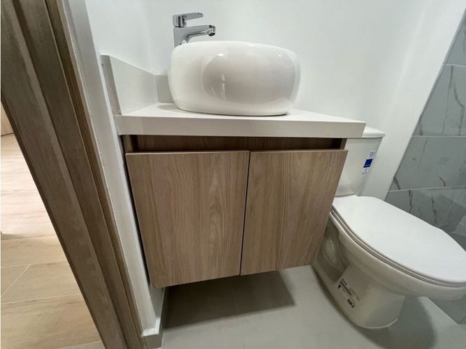 Apartamento de 2 alcobas en venta en Cabañas, Bello, 56 m² · foto 16 de 24