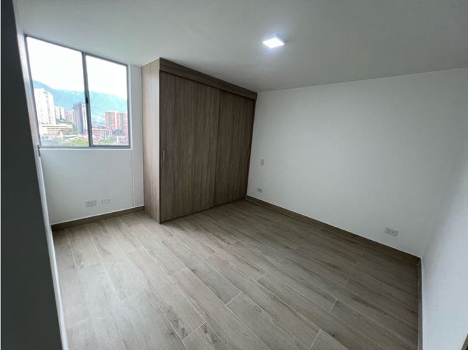 Apartamento de 2 alcobas en venta en Cabañas, Bello, 56 m² · foto 19 de 24
