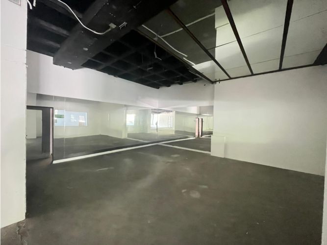 Bodega en arriendo en Cuarta Brigada, Medellín, 750 m² · foto 10 de 19