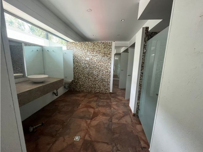 Bodega en arriendo en Cuarta Brigada, Medellín, 750 m² · foto 14 de 19