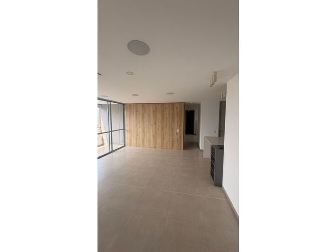 Apartamento de 3 alcobas en venta en Los Balsos, Medellín, 123 m² · foto 4 de 20