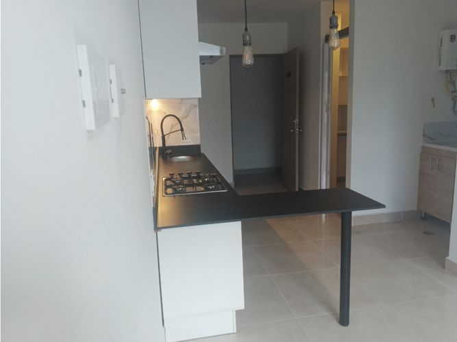 Apartaestudio en venta en Monteazul, Sabaneta, 36 m² · foto 3 de 13