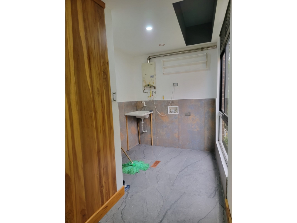 Apartamento en venta en El Portal, Envigado · foto 17 de 24