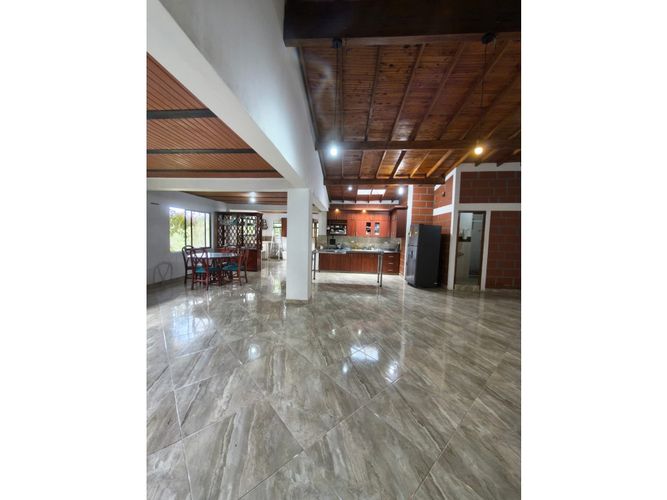 Finca en venta en La Industrial, Marinilla, 430 m² · foto 5 de 24