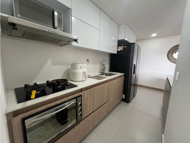 Apartamento de 1 alcoba en venta en El Trianon, Envigado, 60 m² · foto 10 de 23