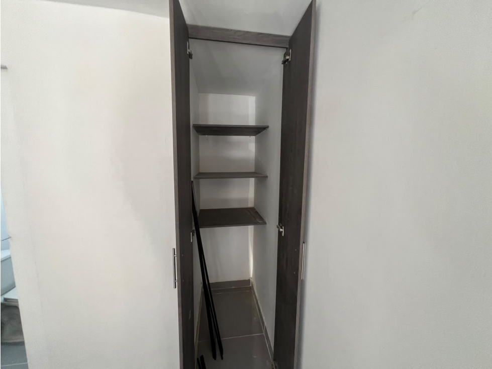 1BR Apartment in Alcala - 4