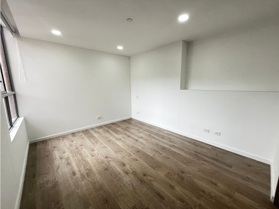 Apartamento en venta en Loma De Las Brujas, Envigado · foto 17 de 24