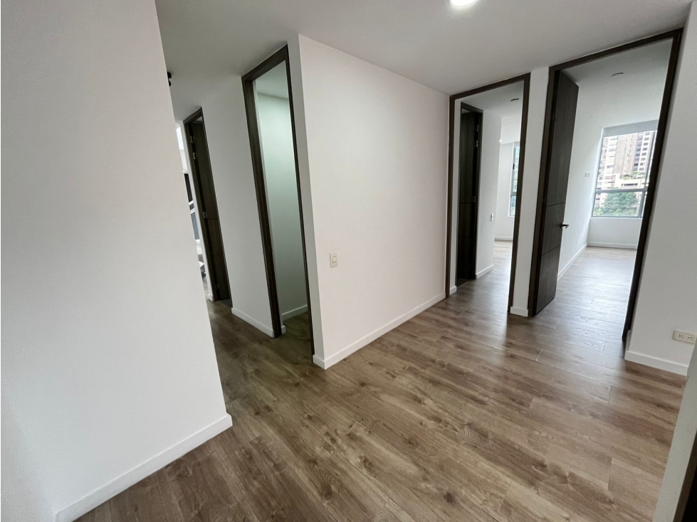 Apartamento en venta en Loma De Las Brujas, Envigado · foto 20 de 24