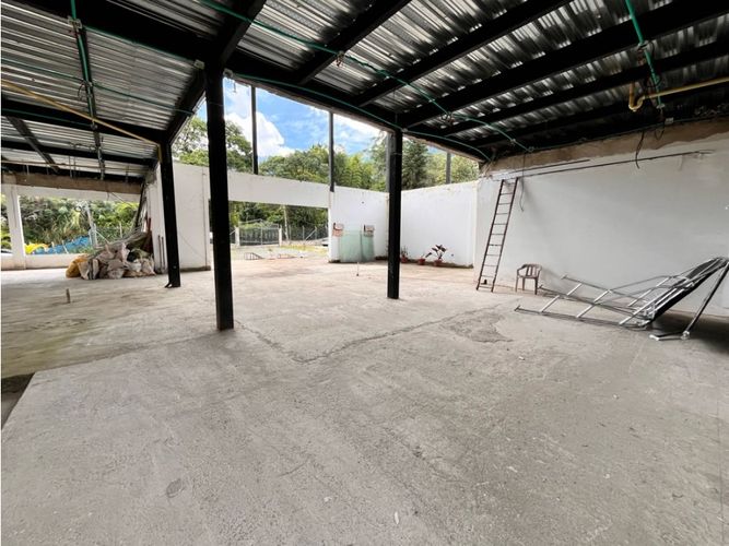 Lote en venta en Escobero, Envigado, 1600 m² · foto 10 de 24