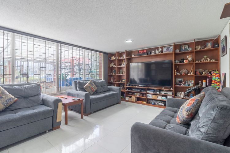 Casa de 5 alcobas en venta en La Castellana, Bogotá, 186 m² · foto 3 de 20