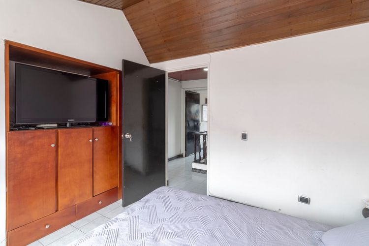Casa de 5 alcobas en venta en La Castellana, Bogotá, 186 m² · foto 10 de 20