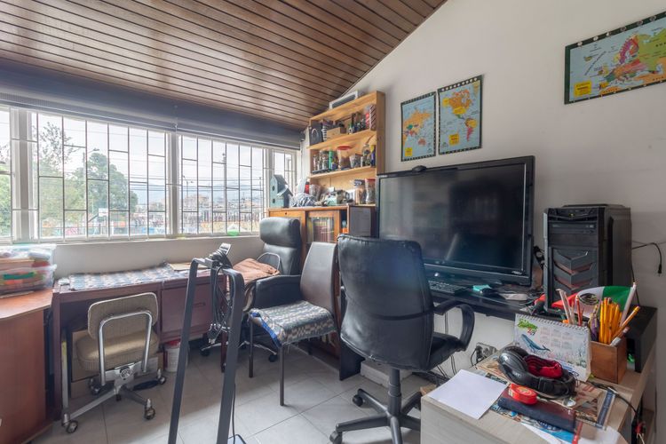 Casa de 5 alcobas en venta en La Castellana, Bogotá, 186 m² · foto 13 de 20