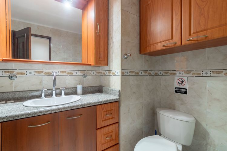 Apartamento de 3 alcobas en venta en Chico Norte, Bogotá, 140 m² · foto 12 de 17