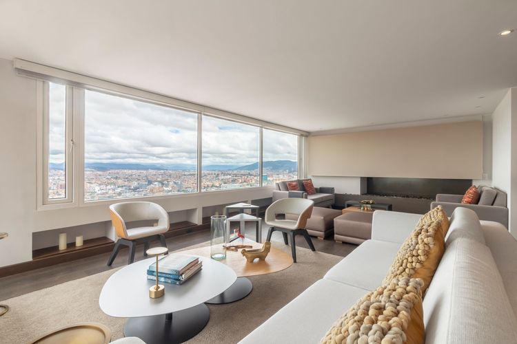Apartamento de 1 alcoba en venta en Chicó Alto, Bogotá, 181 m² · foto 5 de 20