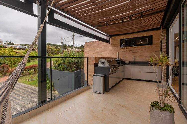 Casa de 5 alcobas en venta en San Gabriel, Sopó, 640 m² · foto 6 de 20